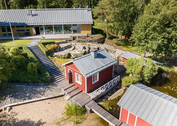 Luxurious Artistic Villa Jyvaskyla